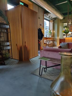  at Flow Yoga & Food in Delft