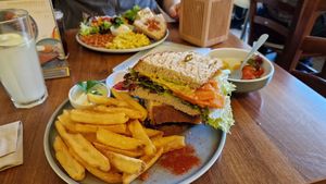 Save the ocean sandwich at Katzentempel - Leipzig Mitte in Leipzig