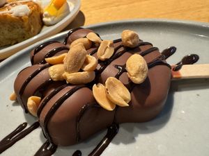 not snickers #Veganuary at Katzentempel - Leipzig Mitte in Leipzig