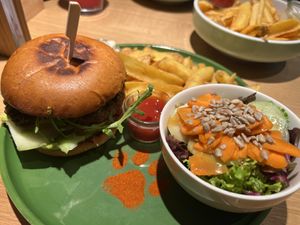 Beyond burgerrs  at Katzentempel - Leipzig Mitte in Leipzig