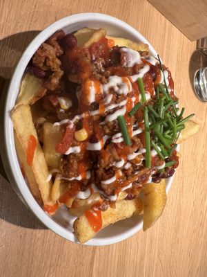 Chilli and chips   at Katzentempel - Leipzig Mitte in Leipzig