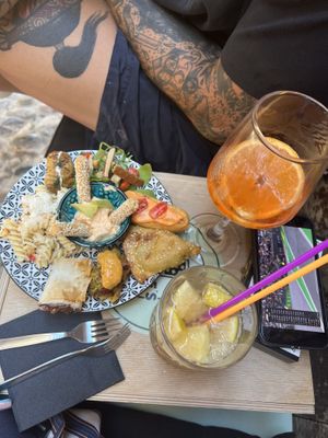 Annie’s is a small place with limited seating and food choice, but very good and great service. The “little bit of everything” plate with a drink is great as a pre-dinner sna at Annie's in Rhodes