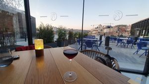 Vista hermosa desde el restaurante at Root & Vine in Vila Nova De Gaia