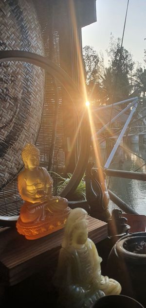 Ray sunset at Quoc Linh Eco Village Retreat in Hoi An
