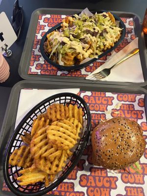 Mac Daddy Fries and chicken sandwich   at The Saucy Cow in Dublin
