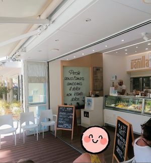 Location and vegan flavors at Cremeria Vanilla in Riccione