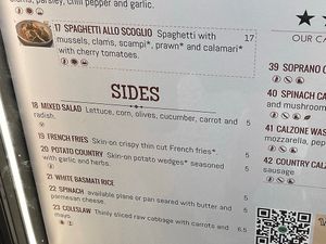 One vegan salad on the menu; the Mixed Salad (July 2023) at Caffe Washington in Rome