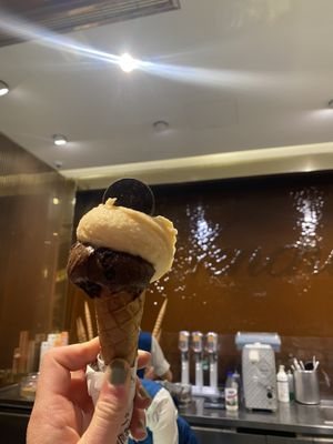 Melon and dark chocolate cone with dark chocolate piece topping    at Venchi in Florence
