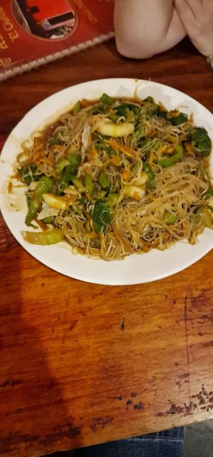 HUGE Rice Noodles at Restaurante Caimito in Granada