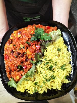 Chilli sin carne 😋 at Strąk Man in Banino