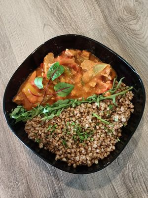 Strogonoff z kaszą gryczaną at Strąk Man in Banino