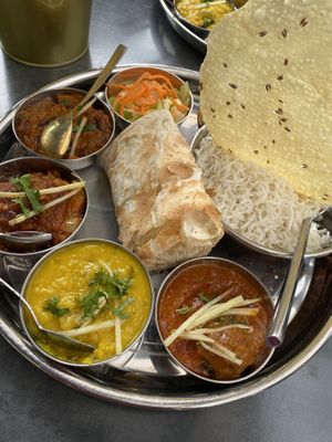 Veganes Thali  at Guru To Go in Hannover