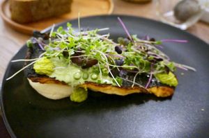 Mashed potatoes with tofu and nori, pea cream (November 2022 menu) at Lento in Antwerpen