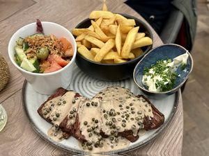 Redefine steak with peppersauce  at Lento in Antwerpen