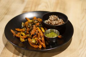 Lomo Saltado at Zoni Restaurant in West New York