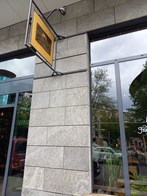  at Franz Morish Kaffeerösterei in Leipzig