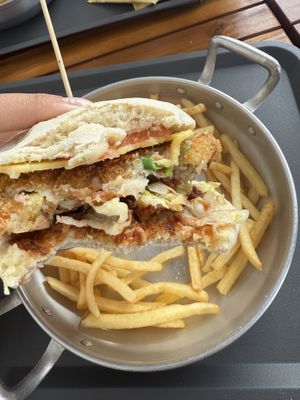 Veganer Burger   at Max Garden in Santa Cruz