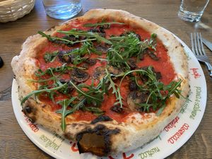 😋  at De Rada Pizzeria in Naessjoe