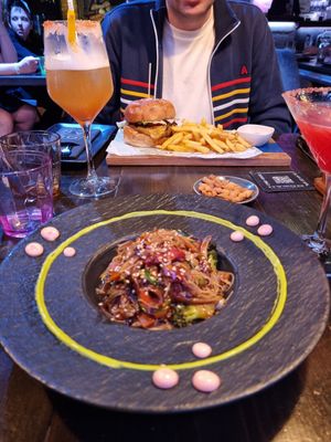  at Ocean Cafe in Santa Maria