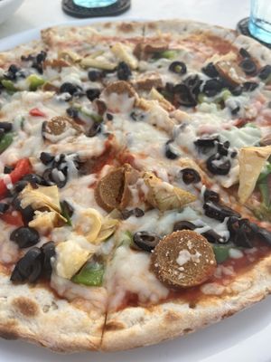 Vegan pizza   at Hadicurari in Noord