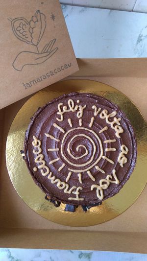 Bolo de Aniversário personalizado at Tâmaras e Cacau in Nisa