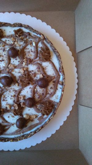 NoCheesecake de Amêndoa at Tâmaras e Cacau in Nisa