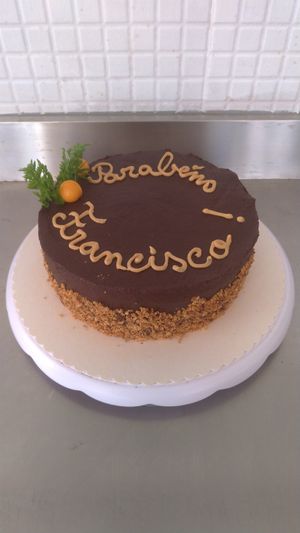 bolo personalizado at Tâmaras e Cacau in Nisa