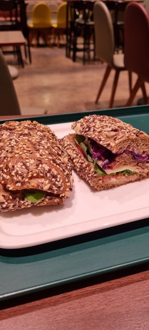 soy meat sandwhich at Lina's in Seoul