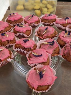 Little spiced carrot cakes being given out to celebrate their third birthday at Root in Hythe