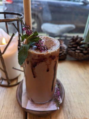 Snickerdoodle smoothie at VIBE Plant Based Cafe & Restaurant in Douglas