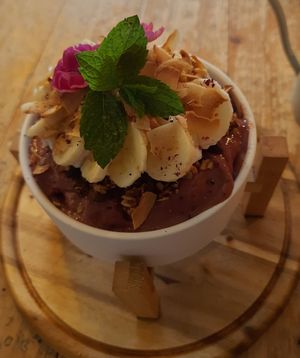 Turkish Delight Smoothie bowl at VIBE Plant Based Cafe & Restaurant in Douglas