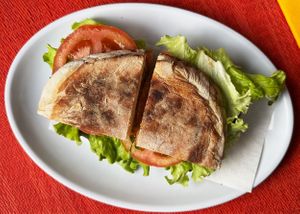 Bolo do coca with vegan burger. at Faísca in Santana