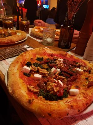 Vegan pizza at Balboa in Regensburg