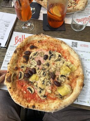 Vegane Pizza Capricciosa   at Balboa in Regensburg