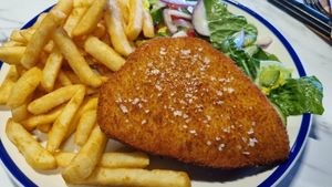 Schnitzel at The Log Cabin in Penrith