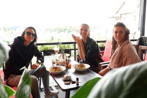 3 lovely vegan customers from Russia and Ukraine! Don't worry there is no war here, only good food & good time! at Moto Laurie in Da Lat