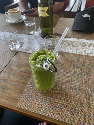 Green juice  at Moto Laurie in Da Lat