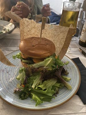 Tofu, pesto and sweet potato burger (with unseasoned salad)  at 33 Gastronauts in Sofia