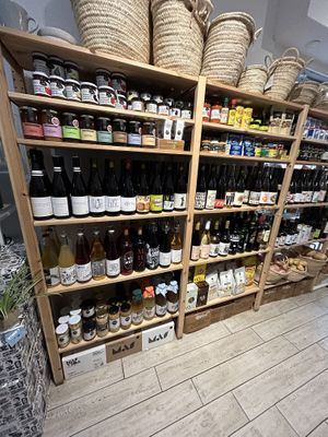 Condiments and wines   at VIMET Girona in Girona