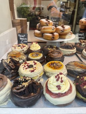 Kronuts  at Chök - Sevilla in Sevilla