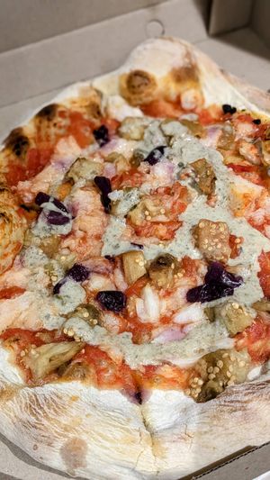 🍕 Pizza Reputanesca at Vegga in Bogota