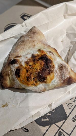 Panzerotti "Pesto" at Vegga in Bogota