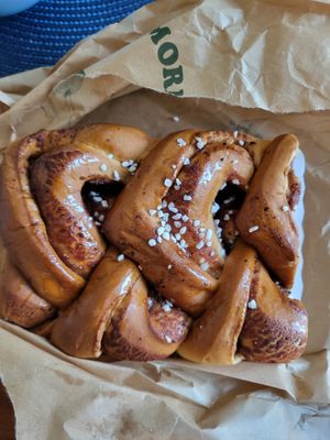 cinnamon vetelängd at Mormors Bageri in Lund