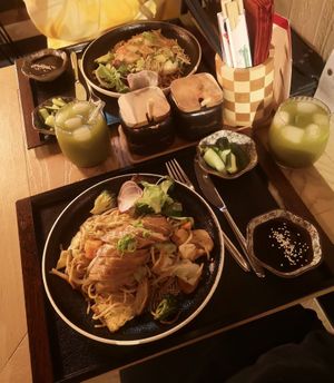 Vegan duck with noodles at Miyako Ramen in Wels