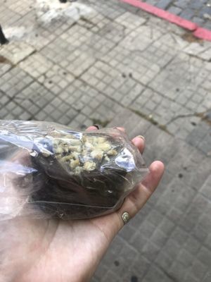 vegan alfajore  at Mundo Vegano in Colonia Del Sacramento