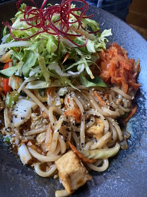 Udon, leicht scharf   at Bay Vegan in Halle