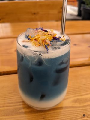  at Bay Vegan in Halle