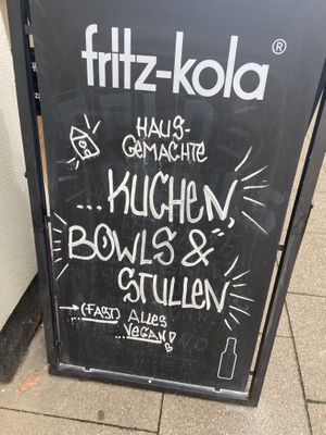 Almost all the food is vegan   at Bohnenkartell - Rüttenscheider Straße in Essen