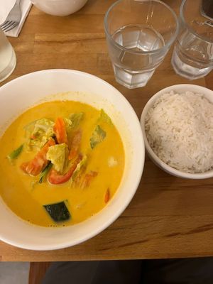   at Kapunka - Cardinet in Paris