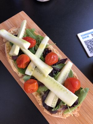 Bruschetta vegana (tiny, no salt, no pepper, 10€)  at Diciosas Percosi di Gusto in Olbia